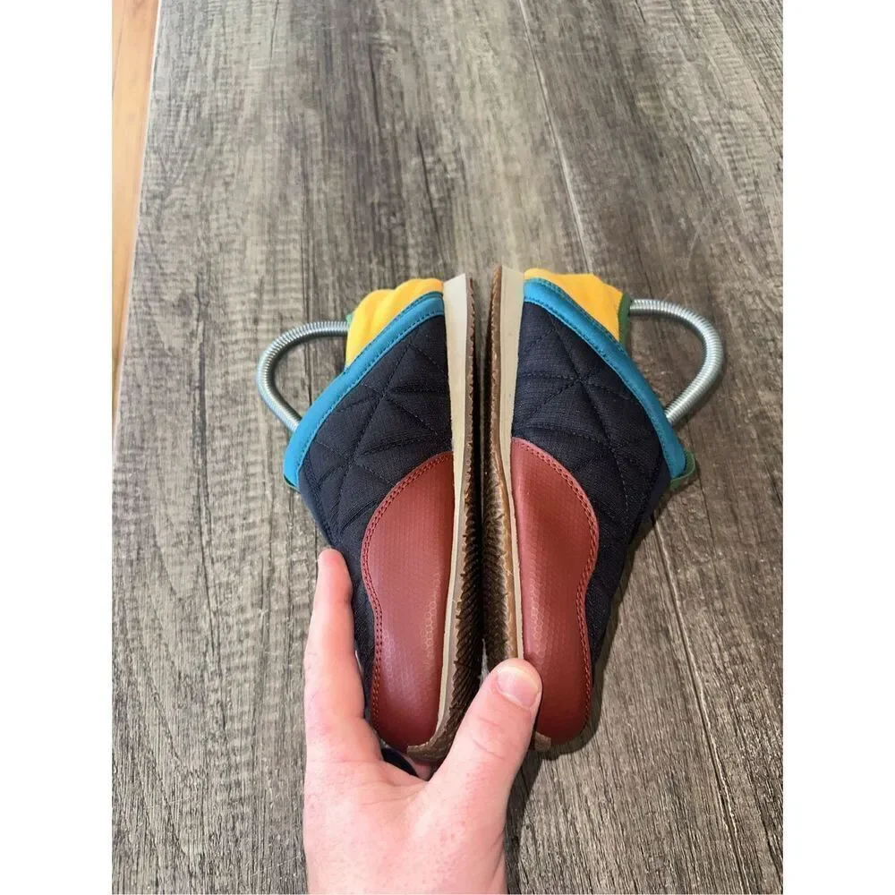 Teva ReEmber Slip-On Size 4 Youth